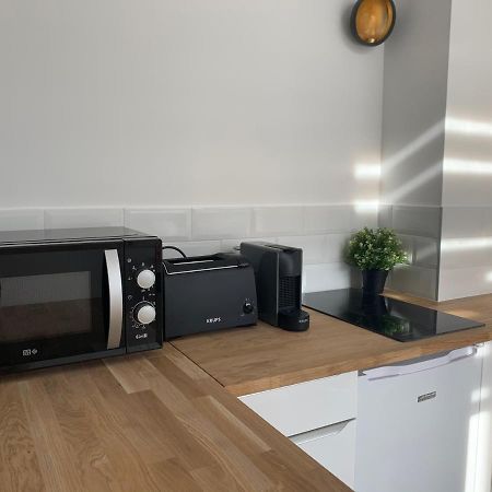 A & V Appart'Hotel Лилль Экстерьер фото